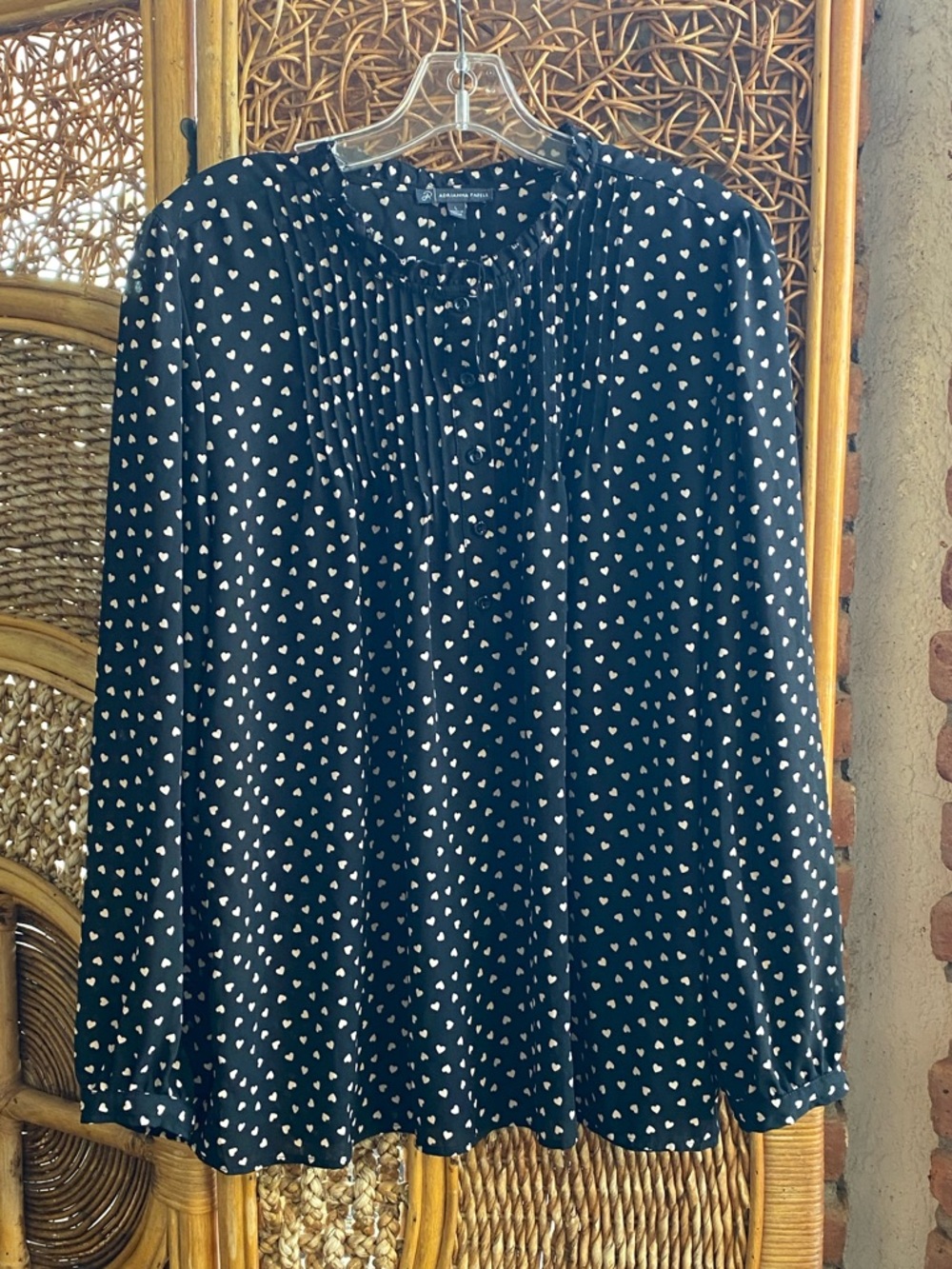 Adrianna Papell Navy Blouse with White Heart Print Size L Ruffles Cuff Sleeves